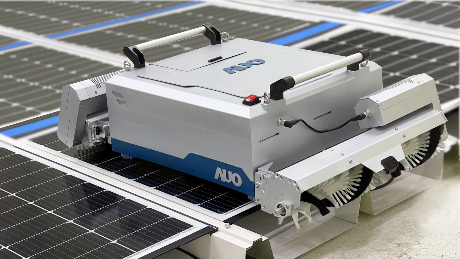 开云电竞致力EPC场域技术升级，导入清洁机器人搭配传感器与AI数据分析，大幅减少维运成本