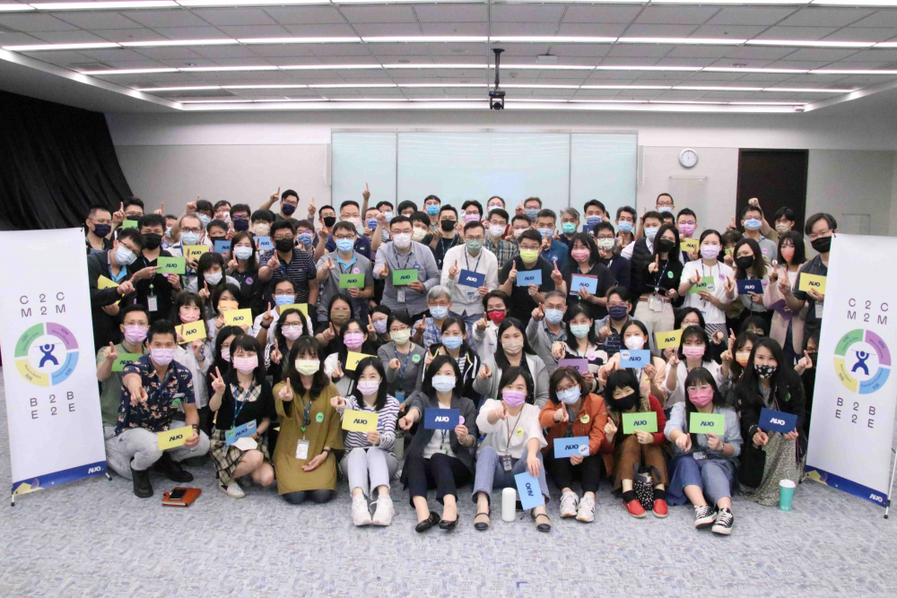 友達提供全球及集團輪調機會，支持同仁持續進修學習，致力為專業人才打造友善多元的職場環境