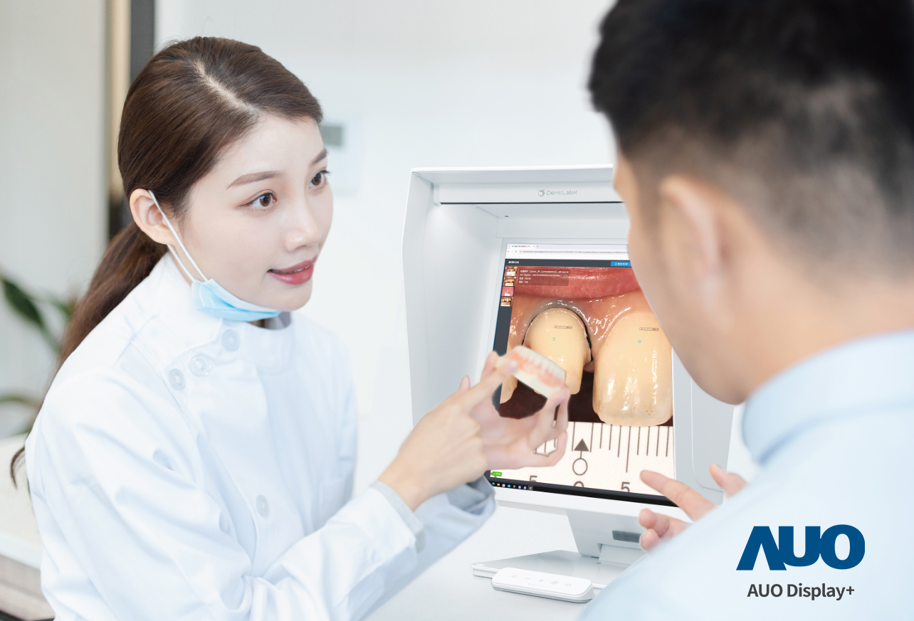 達擎積極投入牙科領域，瞄準牙技所數位轉型趨勢，與成軍滿周年的子公司原色口腔數位，展現智慧牙技整合方案的落地成果，加速推動牙科與假牙製作流程數位化