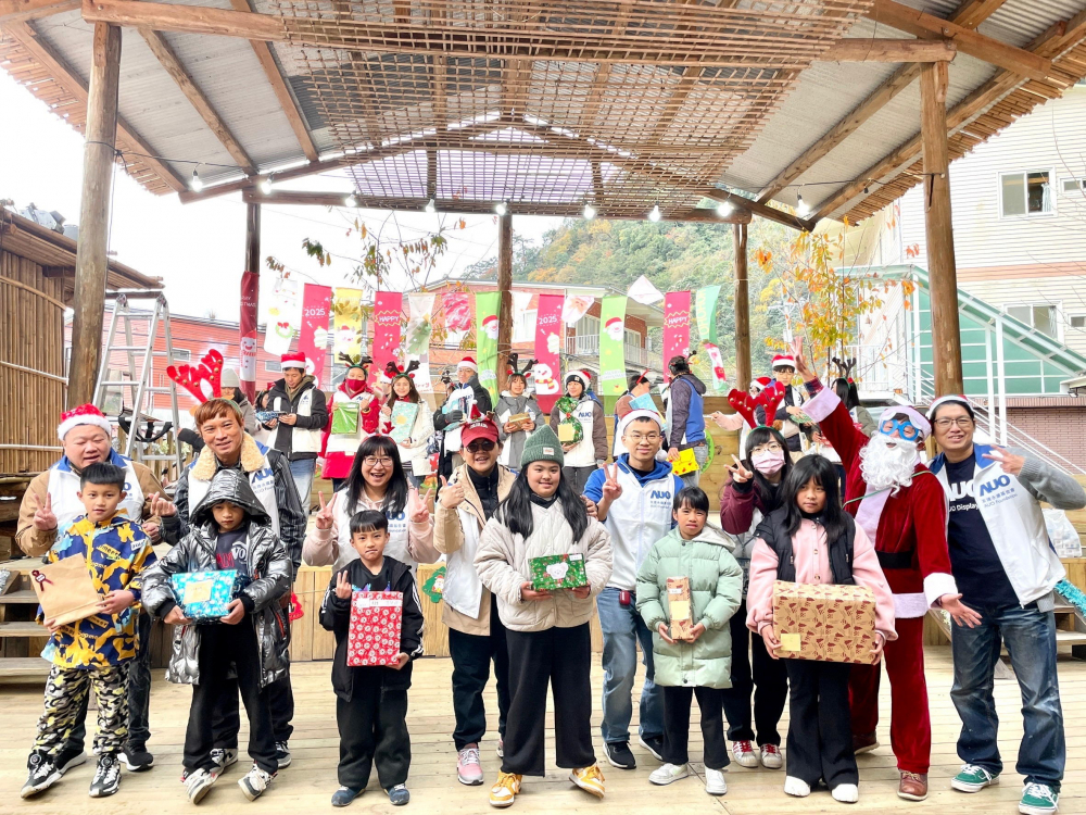 友達永續基金會號召「圓夢計畫」行動連續23年，由同仁凝聚內部愛心與資源送往偏鄉，累積為逾萬名兒童圓夢，實踐友達共創共好的永續精神。